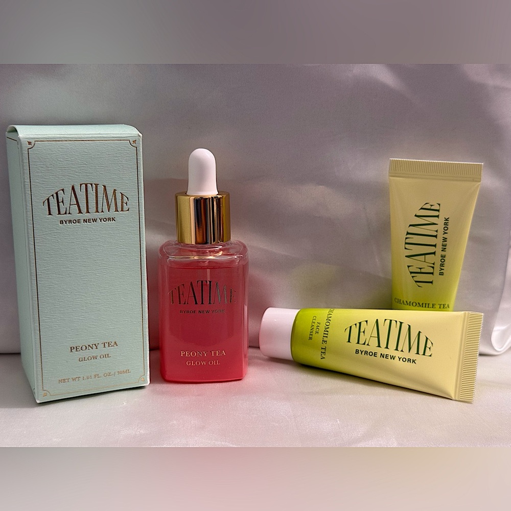 NIB BYROE Peony Tea Glow Oil Full Size + Two NWT BYROE chamomile face cleansers